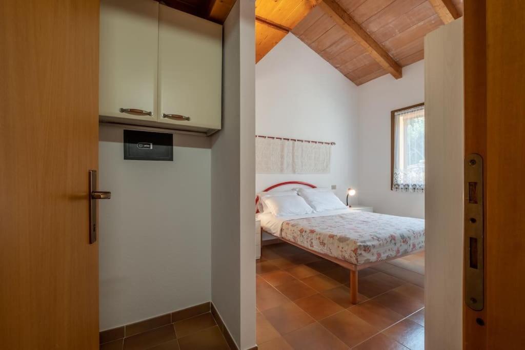 Sea View- 5 Minutes From The Garden, Wi-fi, Bbq Holiday home