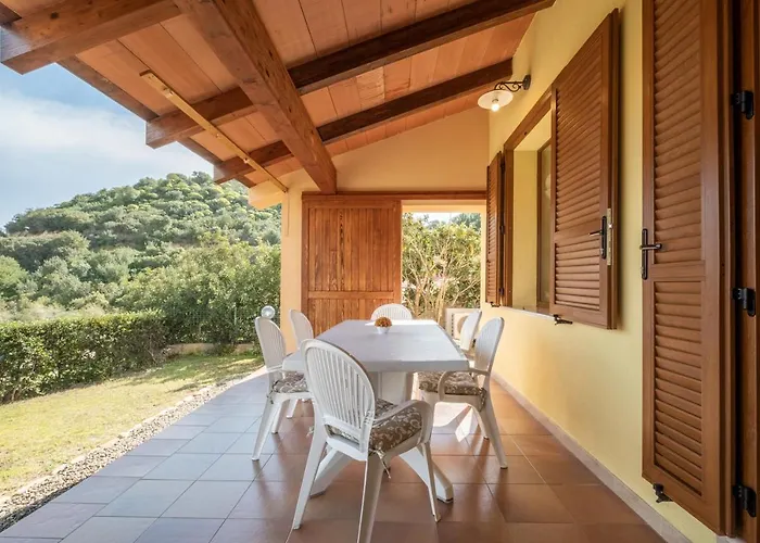 Sea View- 5 Minutes From The Beach Garden, Wi-Fi, Bbq