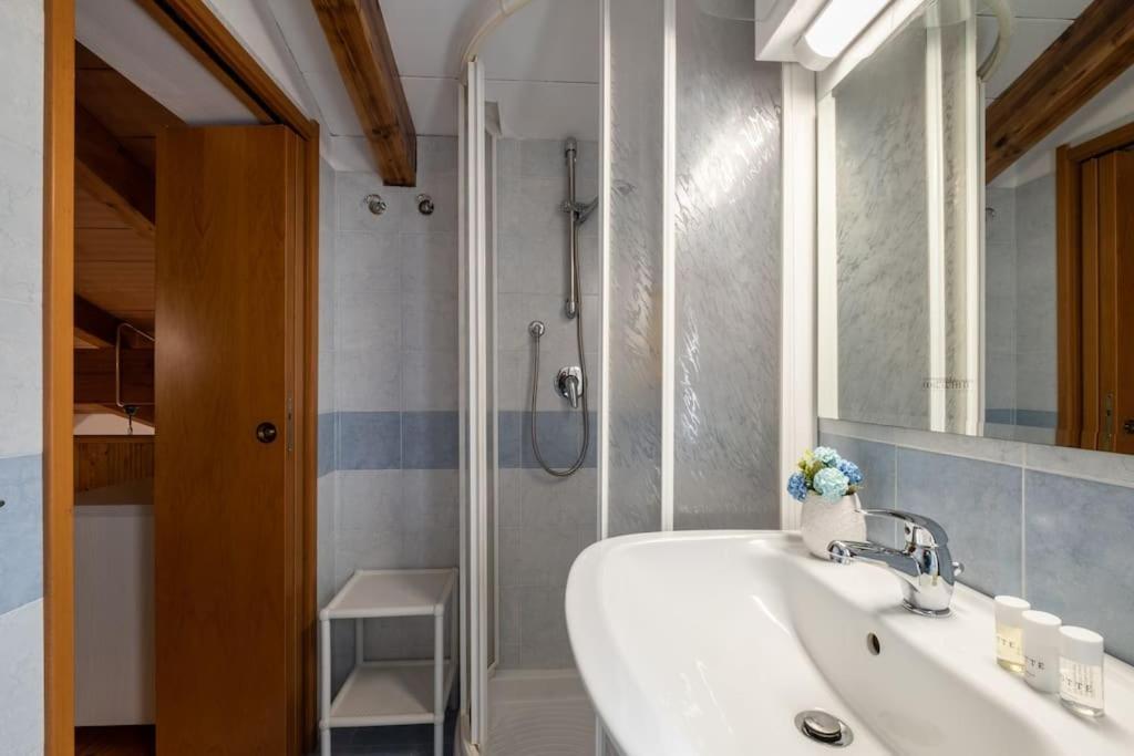 Сasa de vacaciones Sea View- 5 Minutes From The Garden, Wi-fi, Bbq Costa Rei